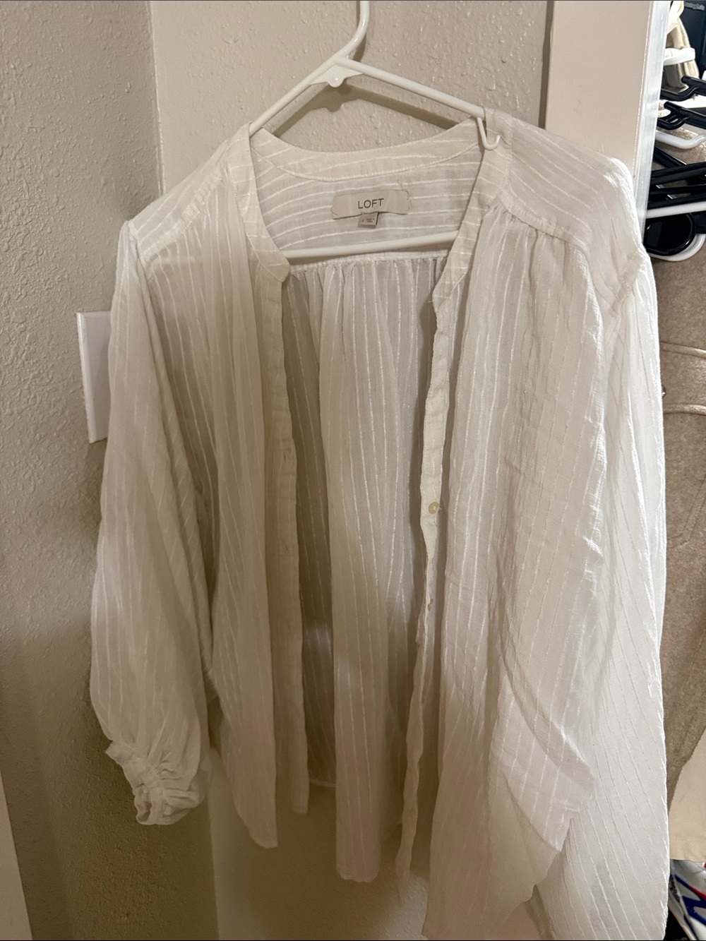 LOFT Lightweight White Pinstripe Button-Front shirt
